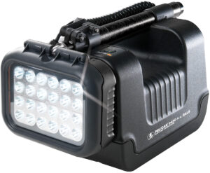 pelican-led-work-industrial-spot-light-lumens