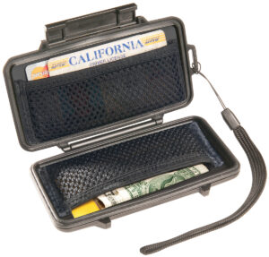 pelican-waterproof-plastic-hard-wallet-case